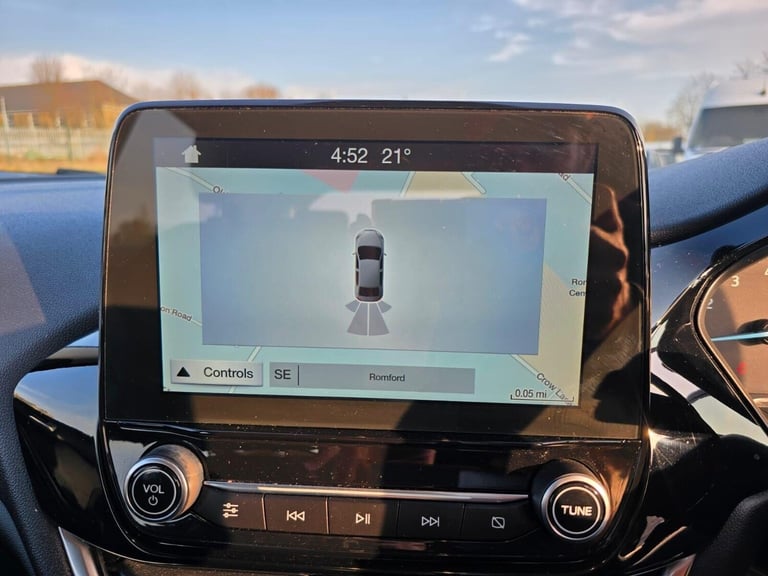 2018 Ford Fiesta 1.0T EcoBoost Zetec Auto Euro 6 (s/s) 5dr Hatchback Petrol Automatic