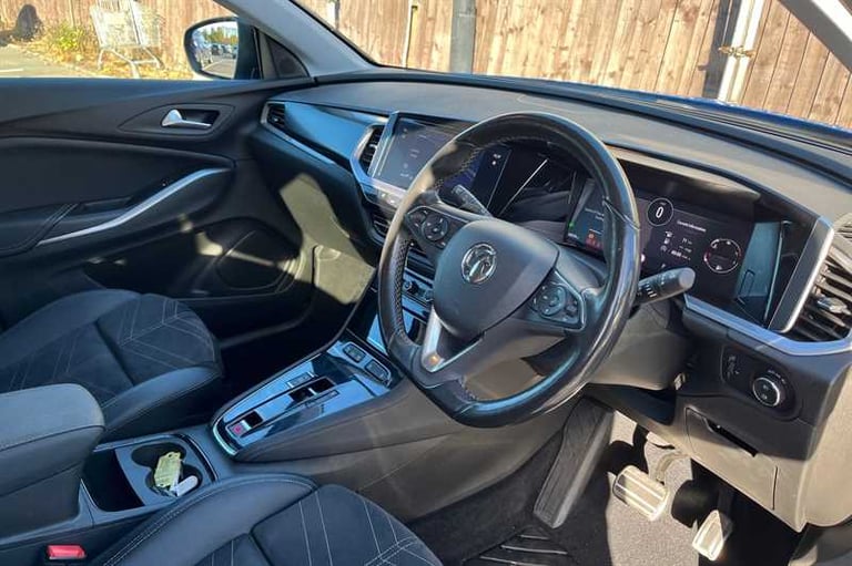 2023 Vauxhall Grandland 1.2 Turbo Ultimate 5dr Auto HATCHBACK PETROL Automatic