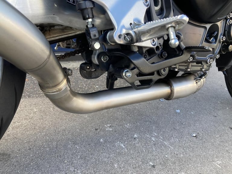 YAMAHA MT-09SP 2022 - FSH - AKRAPOVIC - HEATED GRIPS - TAIL TIDY + MORE