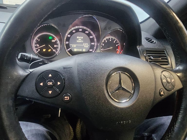 2010 Mercedes-Benz C-Class 1.8 C180 BlueEfficiency Sport Auto Euro 5 4dr SALOON Petrol Automatic