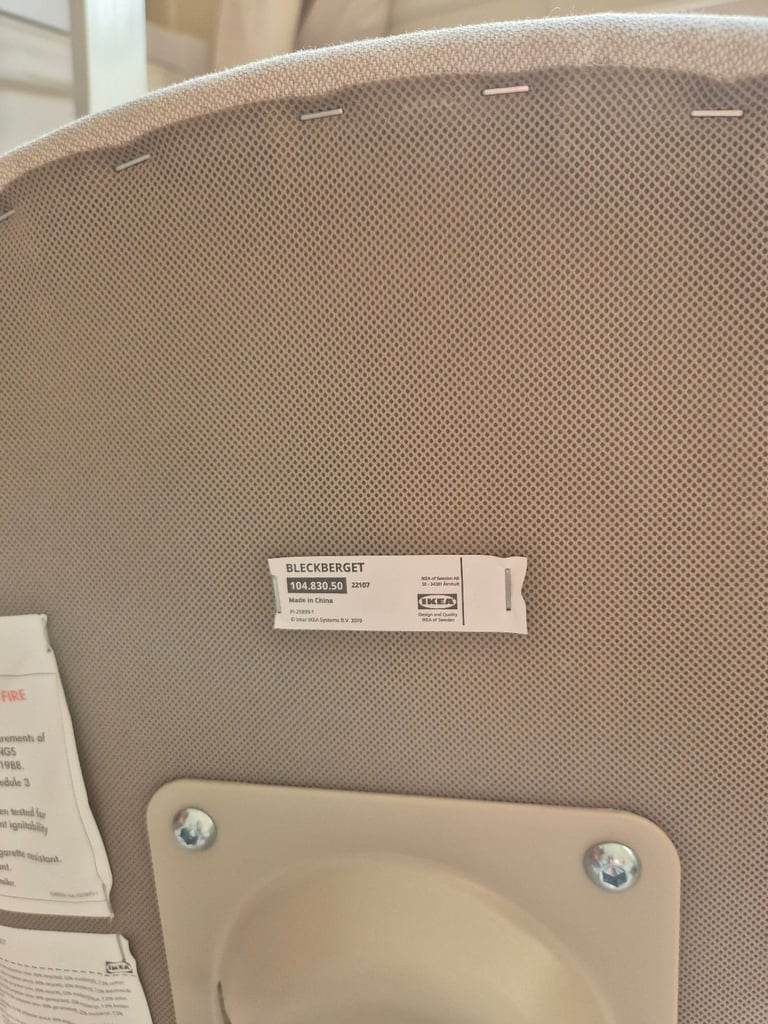 IKEA office desk chair like new