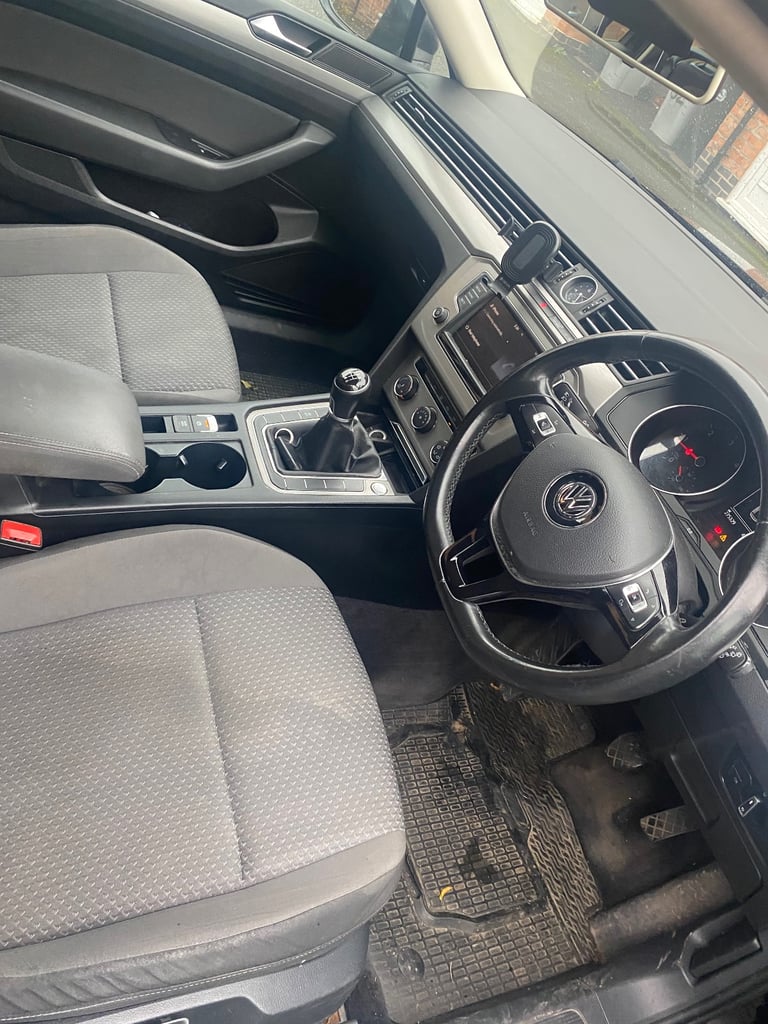 Volkswagen, PASSAT, Estate, 2016, Manual, 1598 (cc), 5 doors