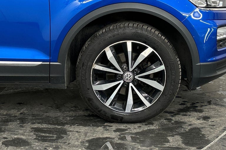 2019 Volkswagen T-Roc 1.5 TSI EVO Design 5dr HATCHBACK PETROL Manual