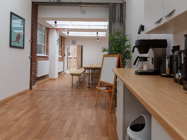 office | Creative Space | Beauty Room | Workspace in Wimbledon South West London SW19