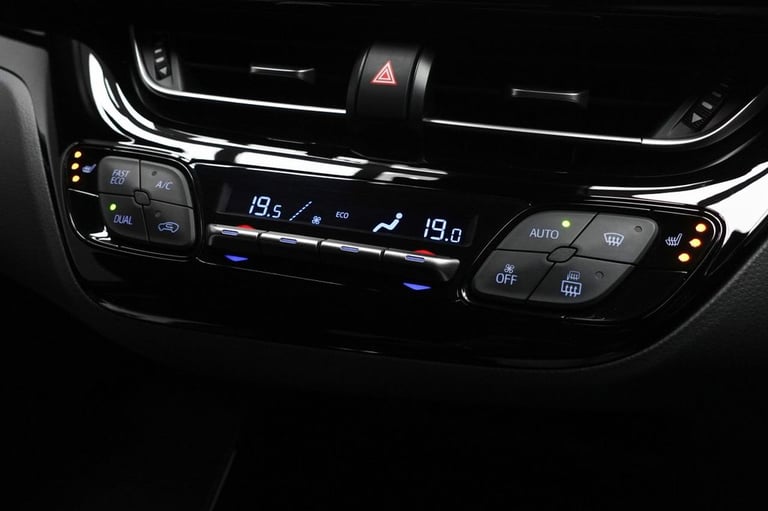 2021 Toyota C-HR 2.0 VVT-h GPF Design SUV 5dr Petrol Hybrid CVT Euro 6 (s/s) (184 ps) HATCHBACK P...