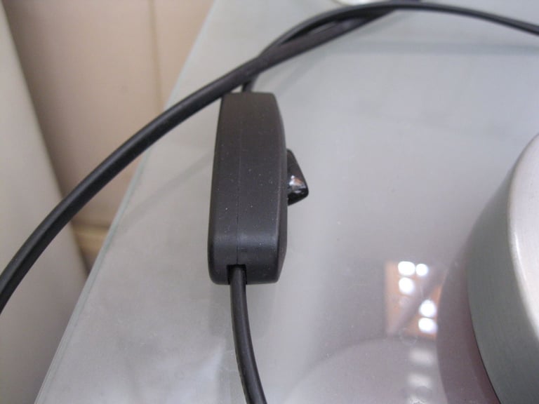 LED TABLE LAMP WITH SWITCH GUNNISLAKE PL18 9NA