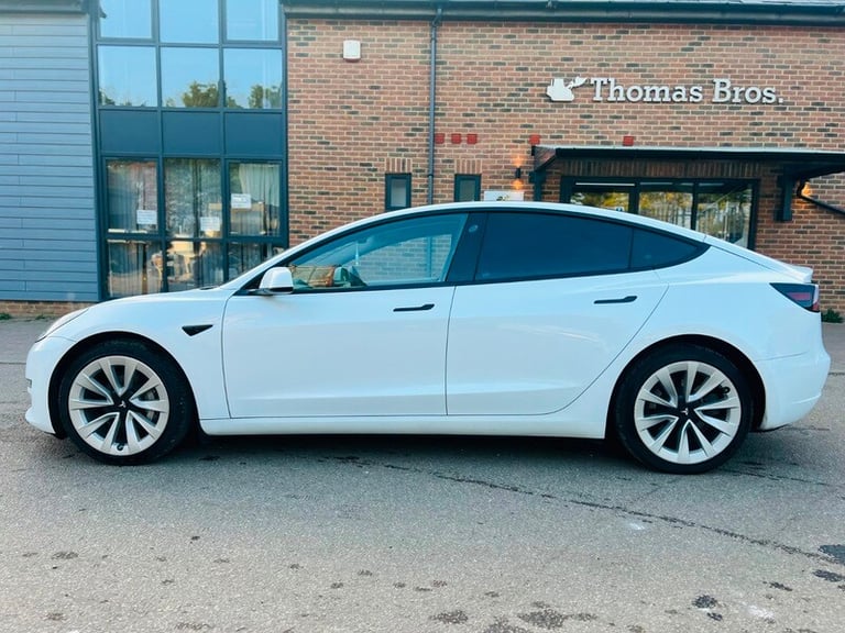 Tesla Model 3 (Dual Motor) Long Range Saloon 4dr Electric Auto 4WDE (346 ps)
