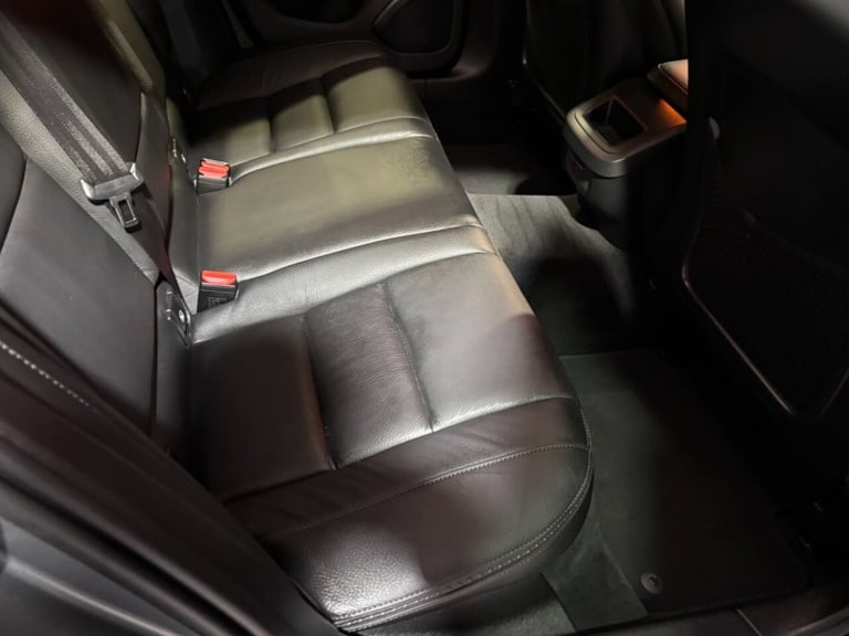 2019 19 VOLVO V60 CROSS COUNTRY 2.0 D4 PLUS ESTATE 5DR DIESEL AUTO AWD EURO 6 (S