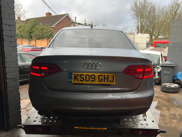 Audi A4 S Line Breaking