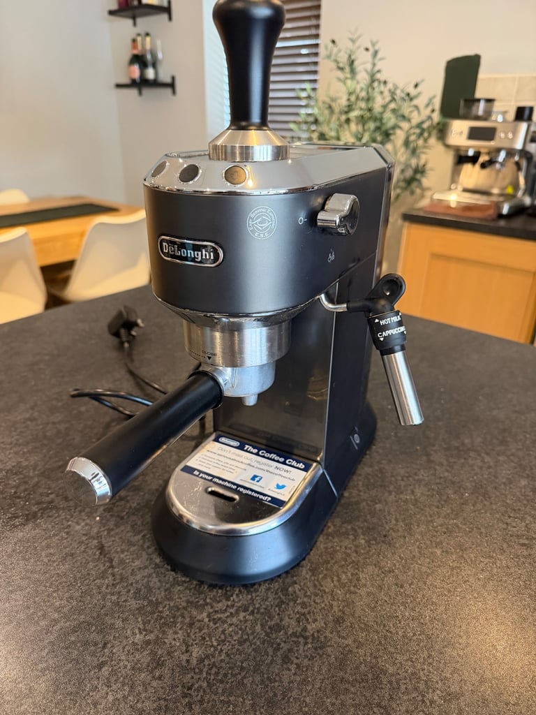 Delonghi Dedica Coffee Machine