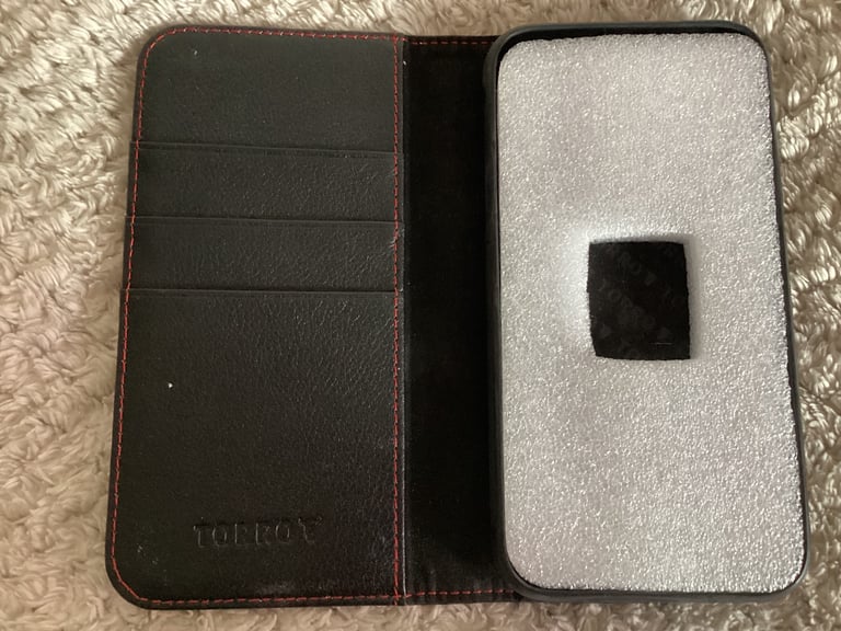 Torro Pro Leather Case - Excellent Condition Ted Baker apple I phone case 