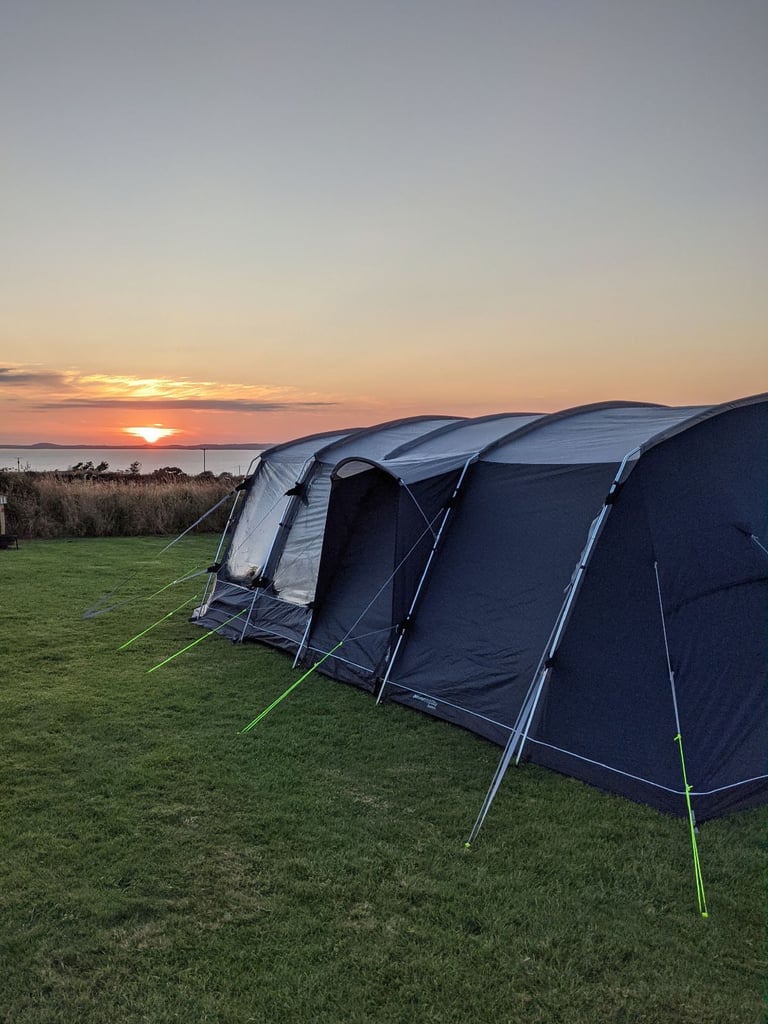 Outwell Vermont 7P Premium Tent. Includes: tent, poles, pegs, groundsheets & carpet.