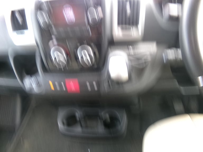 2015 FIAT AUTO TRAIL FRONTIER CH-TA. 6 BERTH. FULL LEATER. TOW BAR