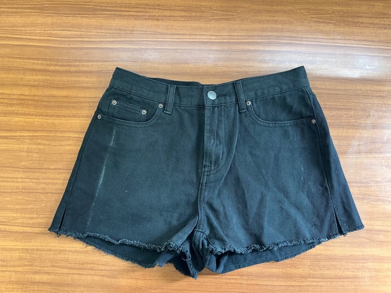 Women's Black Frayed Hem Denim Shorts Size 8