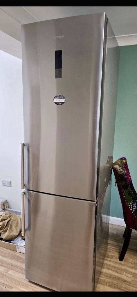Kenwood Silver Fridge Freezer – Excellent Condition – £125
