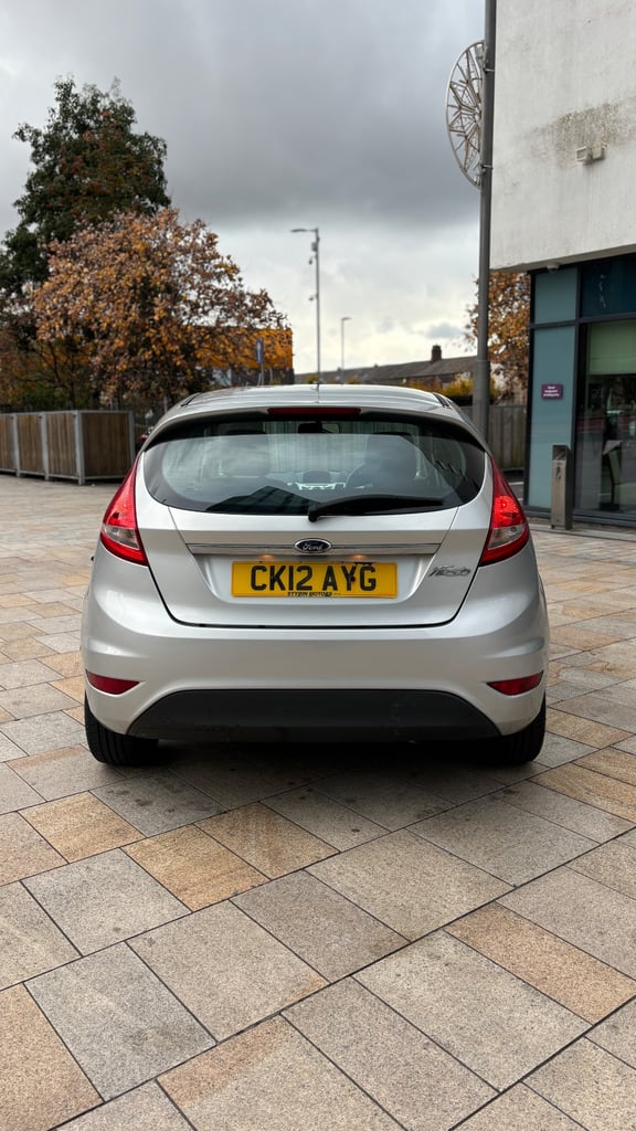 Ford, FIESTA, Hatchback, 2012, Manual, 1242 (cc), 5 doors