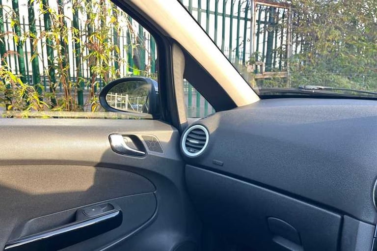 2013 Vauxhall Corsa 1.4 SXi 3dr Auto [AC] HATCHBACK PETROL Automatic
