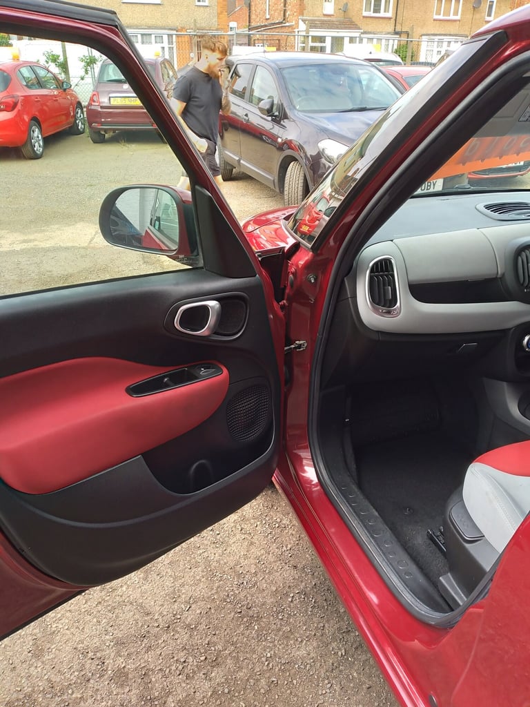 2013 Fiat 500L 1.3 Multijet 85 Easy 5dr Dualogic MPV Diesel Automatic