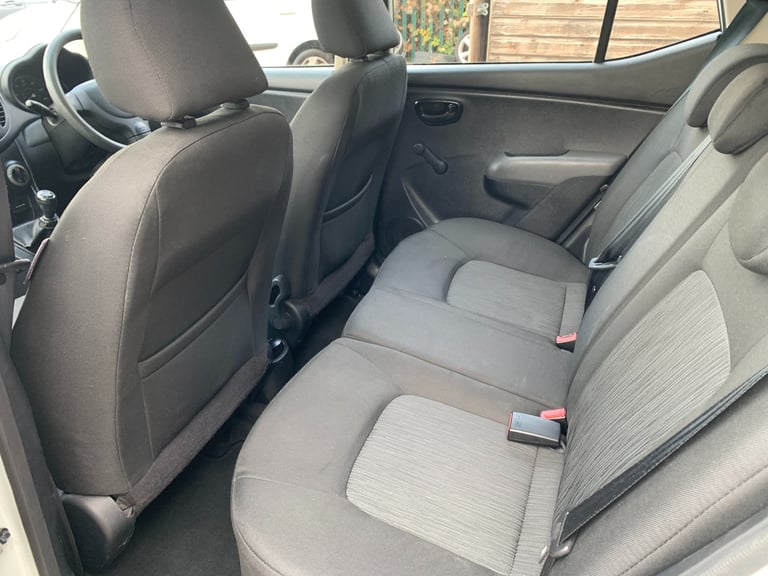 2012 Hyundai i10 1.2 Classic 5dr HATCHBACK Petrol Manual