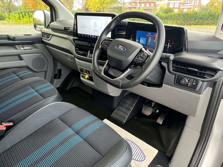 2024 Ford E-Transit 320 65kWh Sport Panel Van 5dr Electric Auto L2 H1 (218 ps) LONG WHEEL BASE Pa...