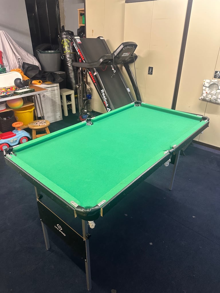 Hy-Pro 4ft 6in Folding Snooker & Pool Table – Excellent Condition – Complete Set!