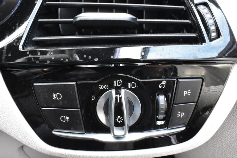 2017 BMW 5 Series 2.0 520d M Sport Auto Euro 6 (s/s) 4dr Diesel