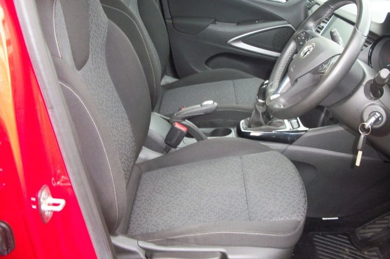  Vauxhall Crossland X 1.2 SE NAV Petrol