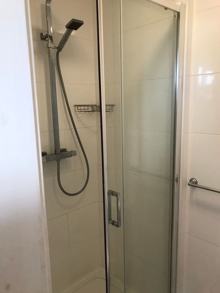 Beautiful Ensuited Double Room Crewe £129/wk
