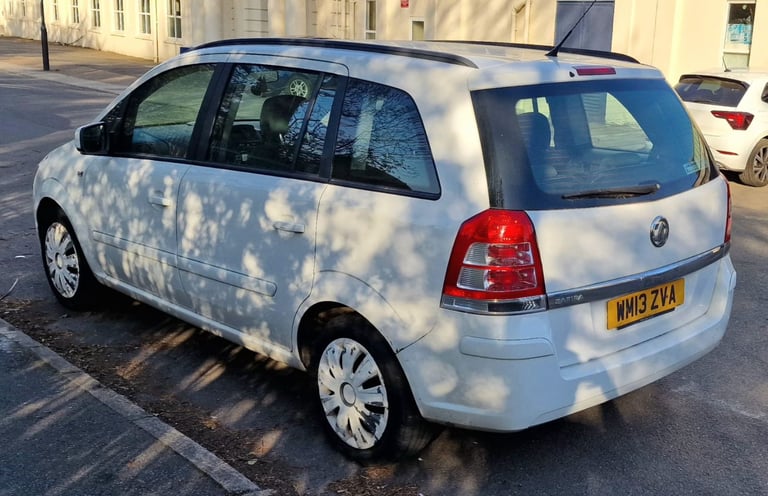 Ford, KUGA, Estate, 2010, Manual, 1997 (cc),5 doors - Image 6