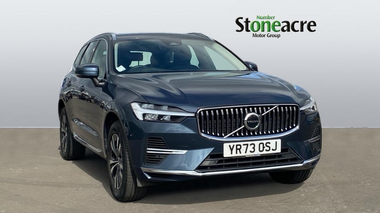 2023 Volvo XC60 2.0h T6 Recharge 18.8kWh Core SUV 5dr Petrol Plug-in Hybrid Auto AWD Euro 6 ESTAT...