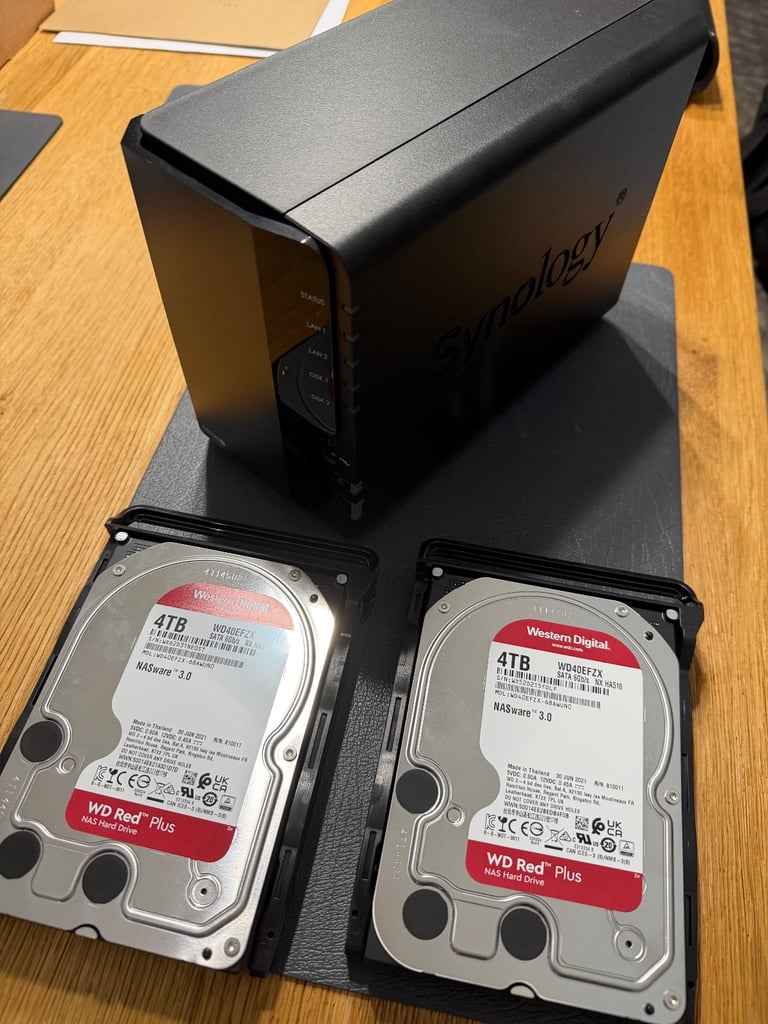 image for Synology DS220+ 2x4TB WD RED PLUS