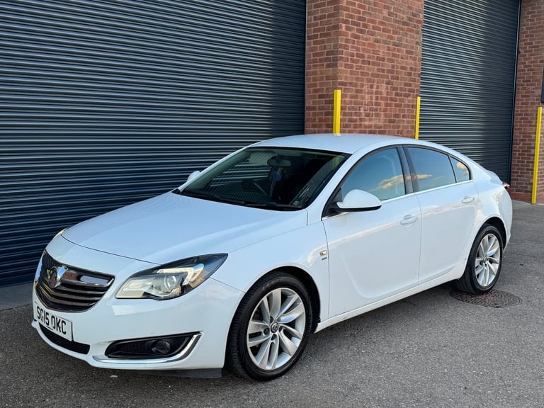 2015 Vauxhall Insignia 2.0 CDTi [140] ecoFLEX SRi 5dr [Start Stop] HATCHBACK Diesel Manual