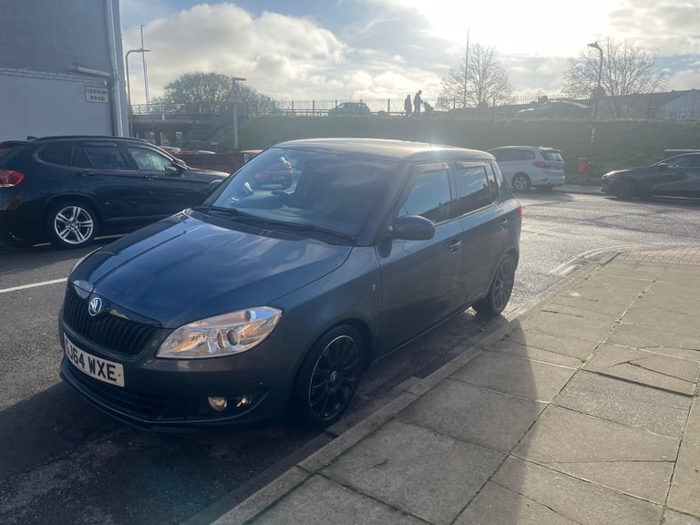 SKODA FABIA ELEGANCE 2014 1.6 TDI TAX £20 PORTSMOUTH 