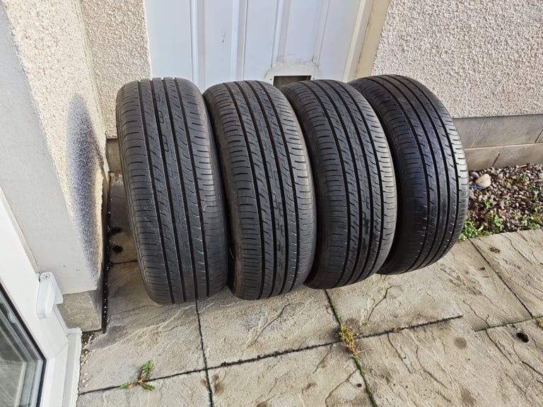 image for 215 50 R18 Giti GitiComfort 225 v1 96V XL M+S Tyres 7mm