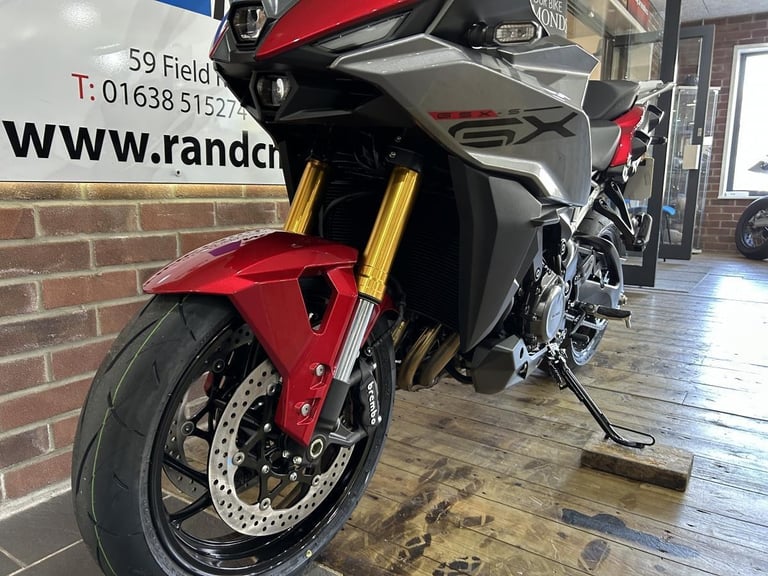 GSX-S1000GX+ Unridden Demonstrator , 0 miles, Candy Daring Red