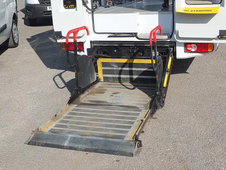 2017 Mercedes-Benz SPRINTER 514 CDI 7G-TRONIC Automatic Euro 6 - 17 Seat PSV WAV