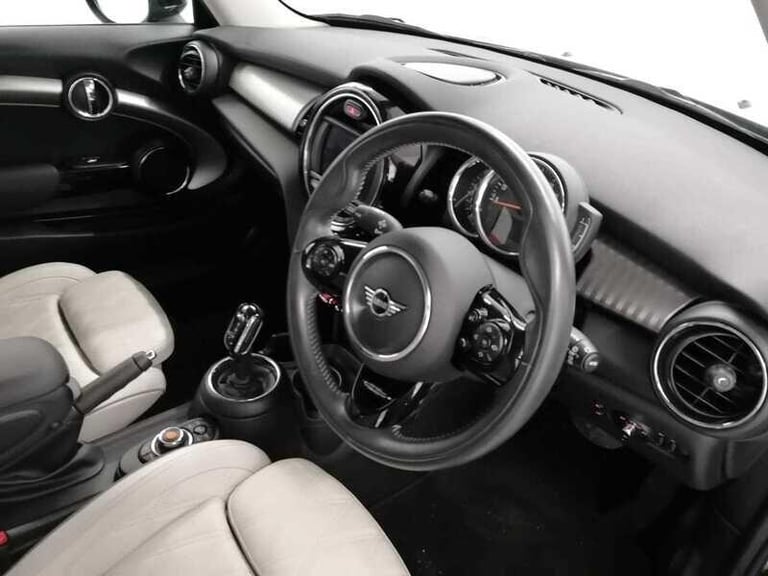 2021 MINI Hatch 1.5 Cooper Exclusive Hatchback 3dr HATCHBACK Petrol Automatic