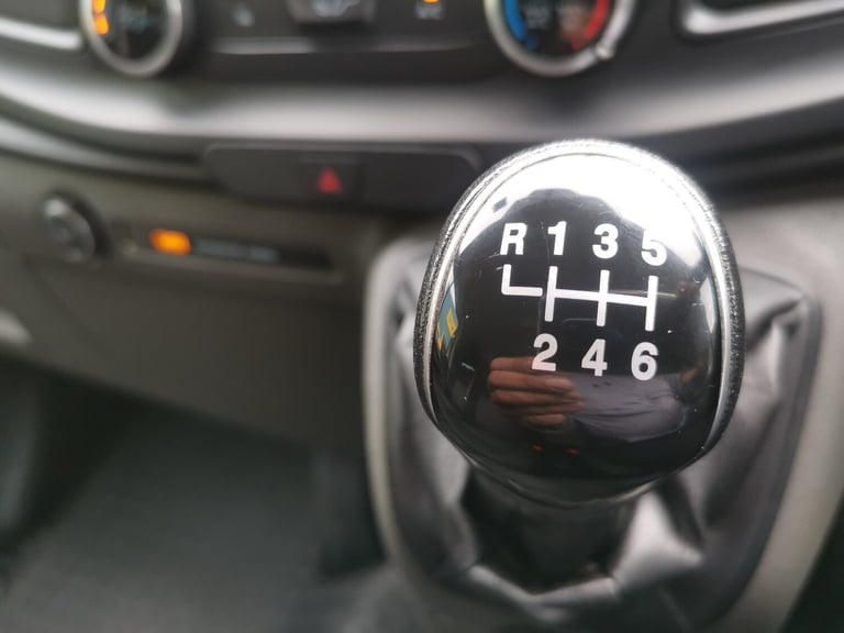 2018 Ford Transit Custom 2.0 TDCi 105ps Low Roof D/Cab Van PANEL VAN Diesel Manual