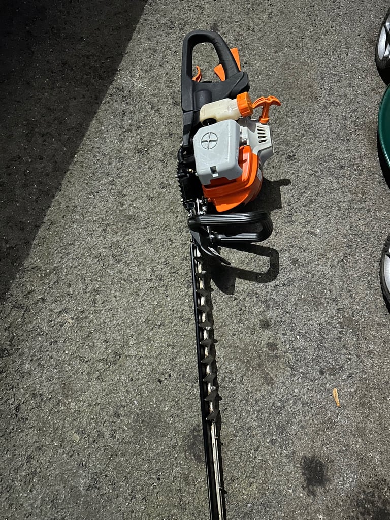 Gardencare petrol hedge cutter like new 24” clippers easy start trimmer mower lawnmower 