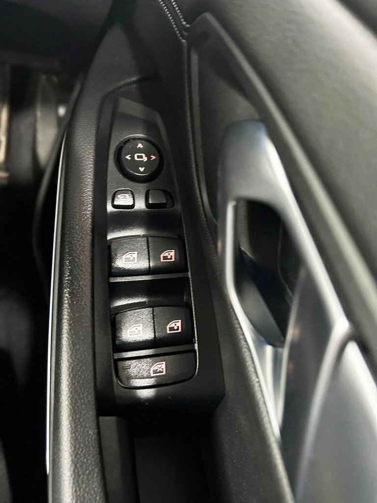 2021 BMW 3 Series 2.0 330e 12kWh M Sport Touring 5dr Petrol Plug-in Hybrid Auto Euro 6 (s/s)  Est...