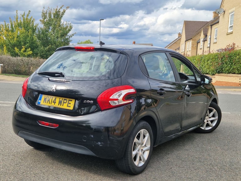 Peugeot, 208, Hatchback, 2014, Manual, 1199 (cc), 5 doors