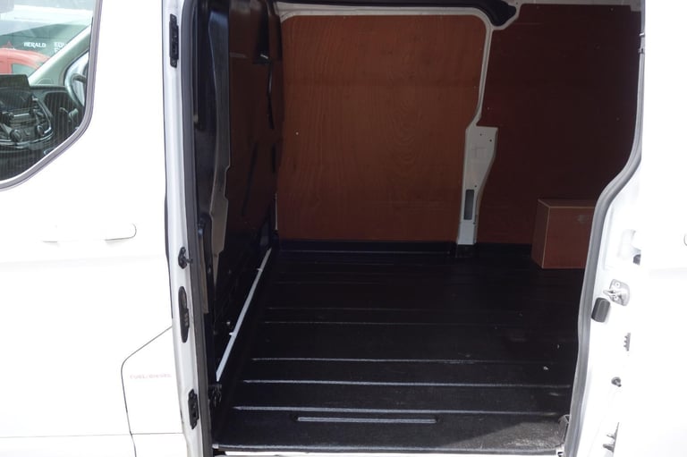 Ford Transit Custom 2.0 EcoBlue 130ps Low Roof Limited Van DIESEL MANUAL 2022/22