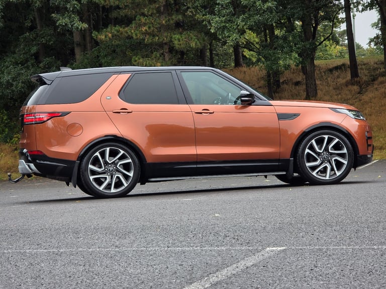  2017 Land Rover Discovery 3.0 TD6 HSE Luxury (7-Seater, Auto)