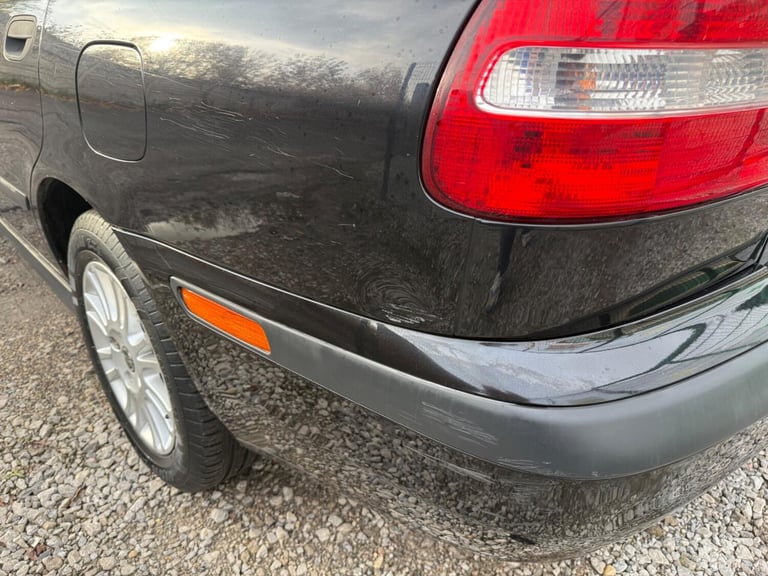 2003 Volvo S40 1.8 S 4dr [122bhp] SALOON PETROL Manual