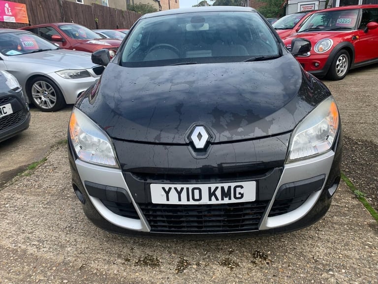 2010 Renault Megane 1.6 16V Dynamique TomTom Euro 5 3dr COUPE Petrol Manual