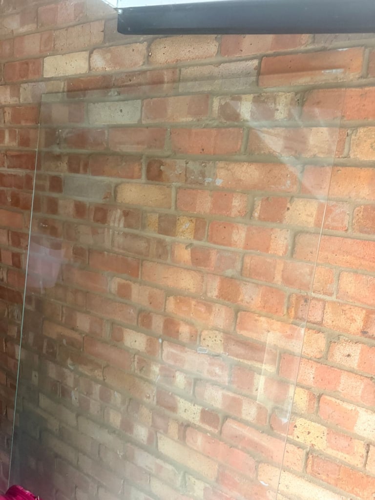 Modern acrylic bathtub and matching glass shower screen