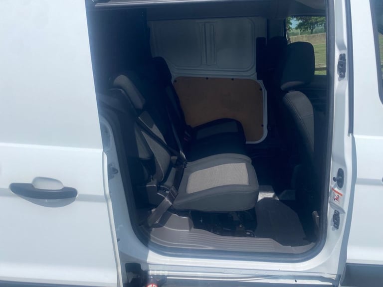 2019 69 FORD TRANSIT CONNECT 1.5 230 ECOBLUE LEADER CREW VAN DOUBLE CAB 6DR DIES