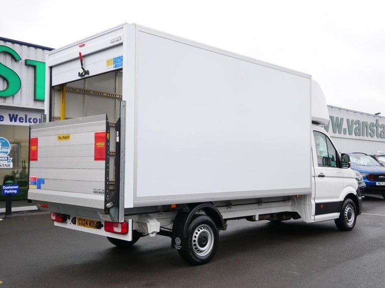 2024 VOLKSWAGEN CRAFTER CR35 2.0 TDI 140 BHP ETG LUTON ( TAIL-LIFT / AIR CON )
