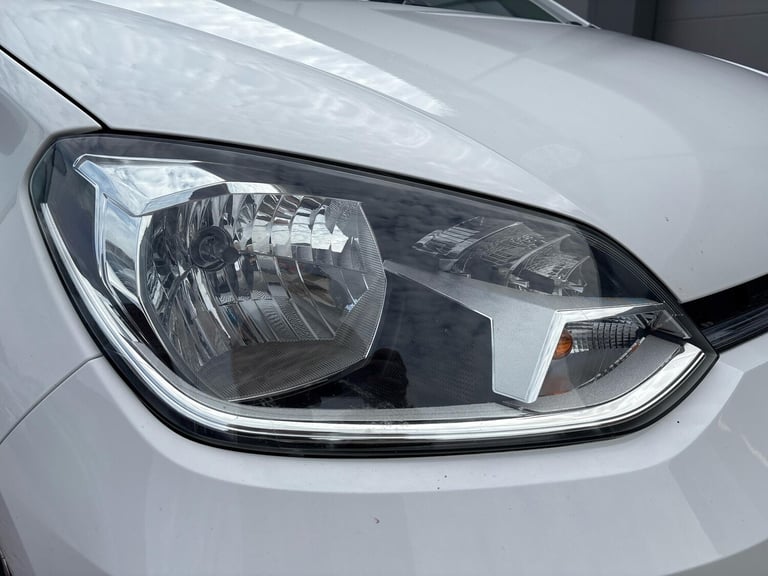 2018 Volkswagen up! 1.0 Move up! Hatchback 5dr Petrol Manual Euro 6 (s/s) (60 ps) HATCHBACK Petro...