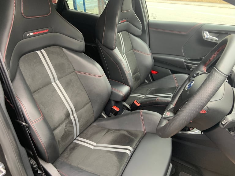 2024 Ford Puma ST 1.5 ECOBOOST 200PS Hatchback PETROL Manual